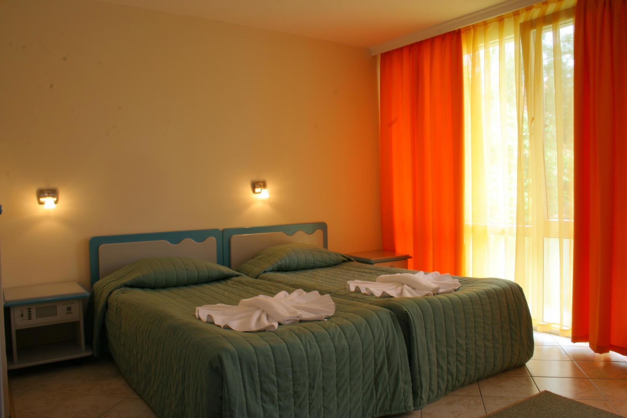 Hotel Iskar & Aquapark Sunny Beach Exterior foto